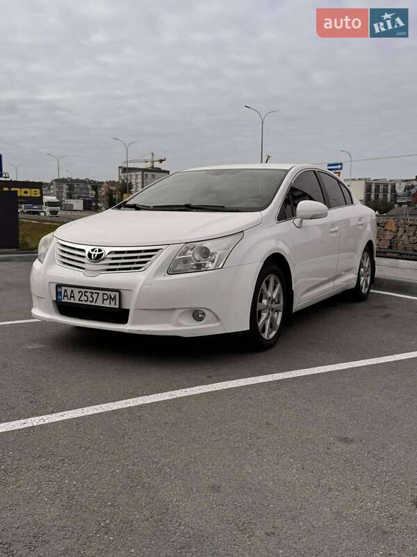 Toyota Avensis 2011 Toyota Avensis 2011