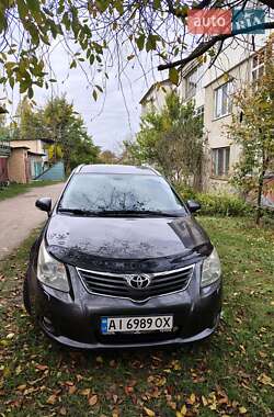 Toyota Avensis 2009