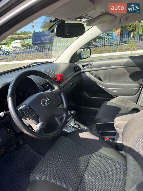 Седан Toyota Avensis 2007 в Одесі