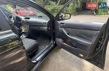 Седан Toyota Avensis 2003 в 