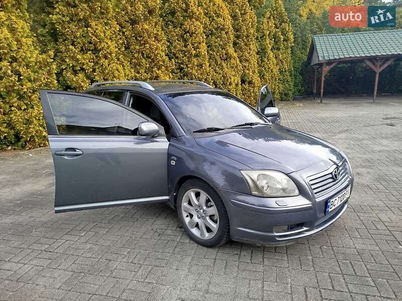 Toyota Avensis 2003
