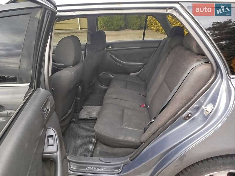 Универсал Toyota Avensis 2003 в Яворове фото 10 Универсал Toyota Avensis 2003 в Яворове