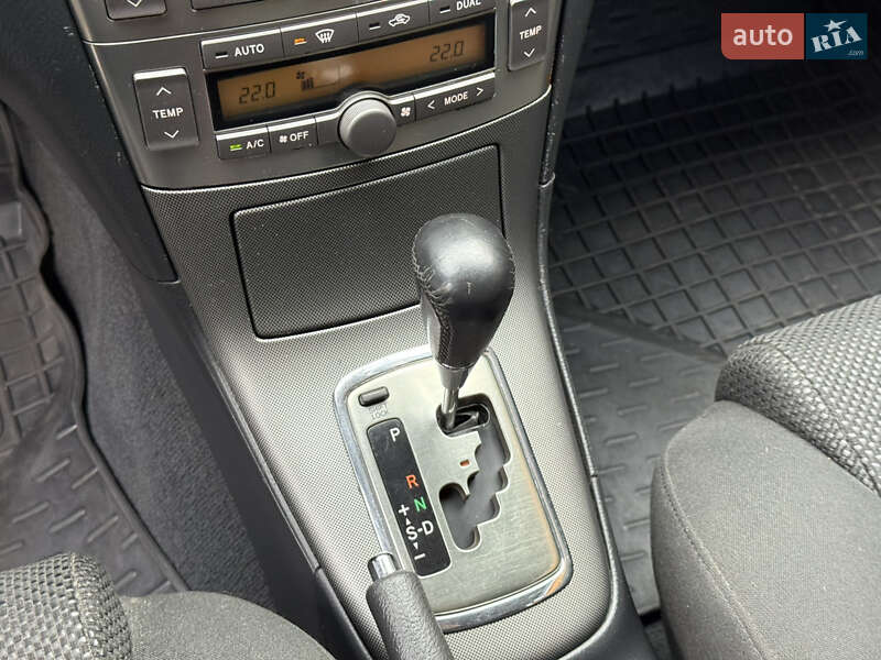 Седан Toyota Avensis 2005 в Днепре фото 44 Седан Toyota Avensis 2005 в Днепре