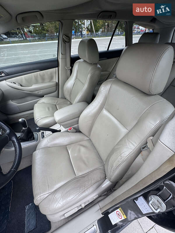 Універсал Toyota Avensis 2007 в Одесі