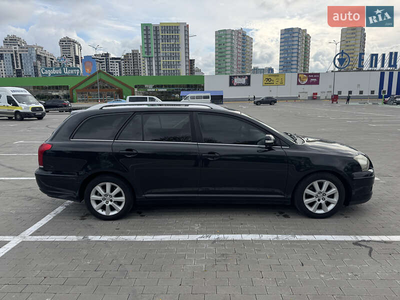 Універсал Toyota Avensis 2007 в Одесі