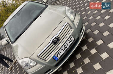 Лифтбек Toyota Avensis 2004 в Запорожье
