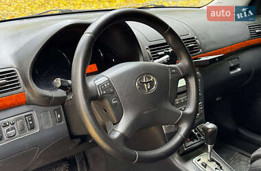 Седан Toyota Avensis 2008 в 