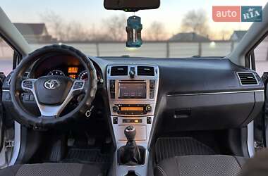 Универсал Toyota Avensis 2012 в 
