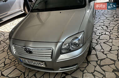 Универсал Toyota Avensis 2003 в Днепре