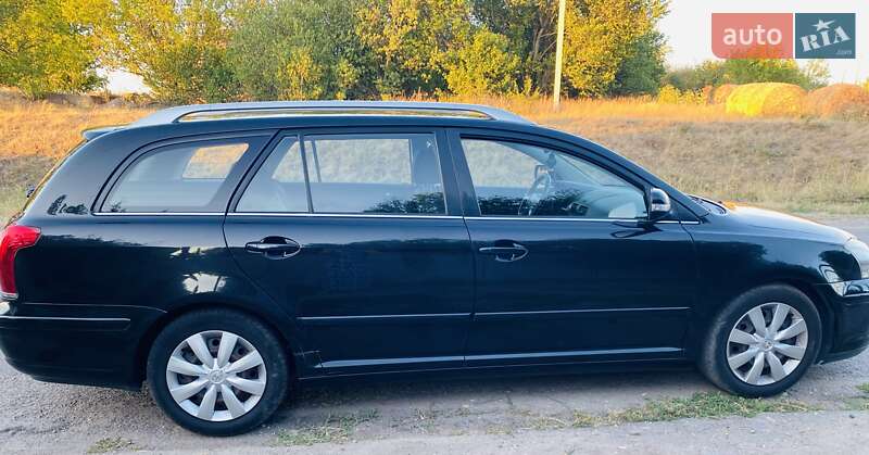 Универсал Toyota Avensis 2007 в Андреевке