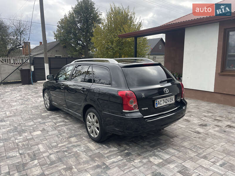 Універсал Toyota Avensis 2007 в Києві