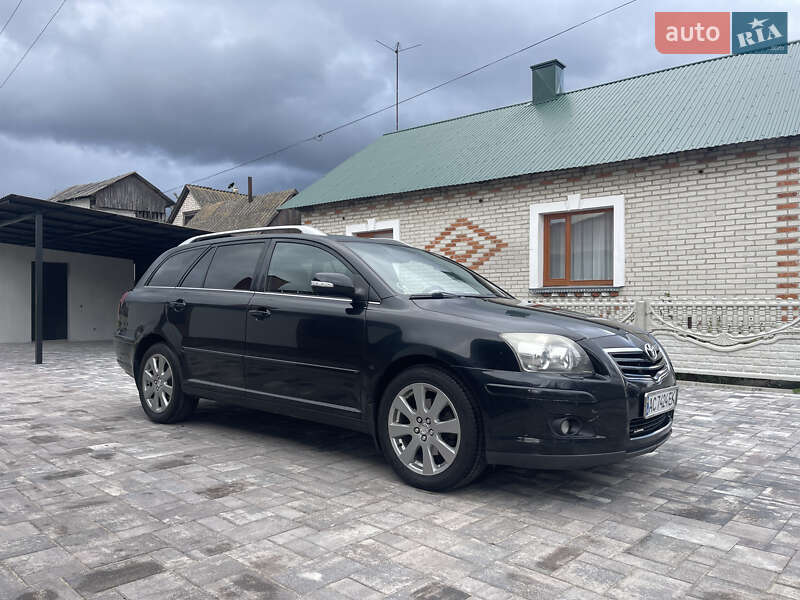Універсал Toyota Avensis 2007 в Києві