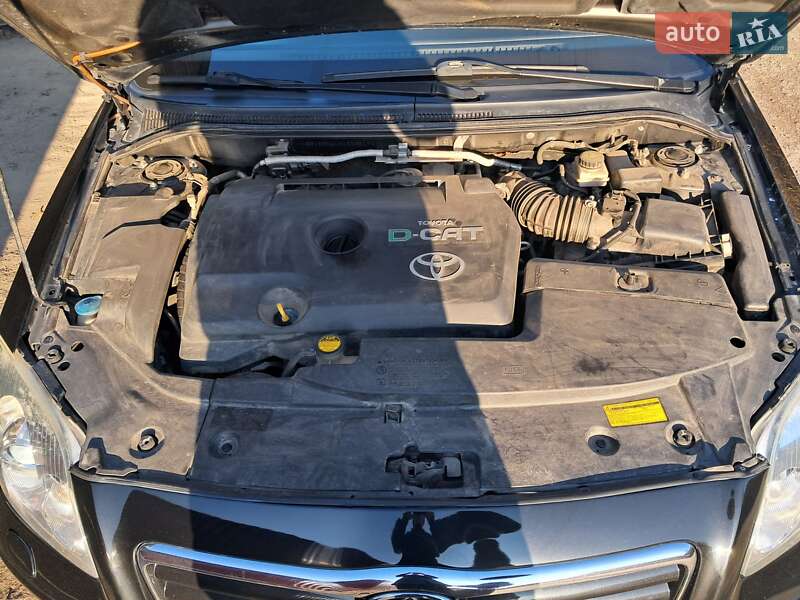 Универсал Toyota Avensis 2006 в Виннице