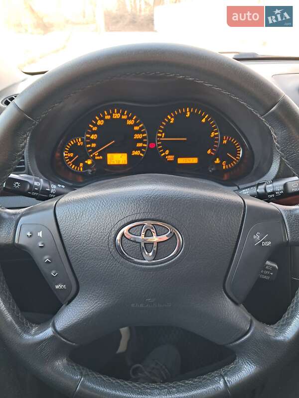 Универсал Toyota Avensis 2006 в Виннице