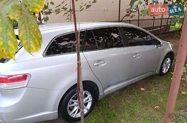 Універсал Toyota Avensis 2010 в Ужгороді