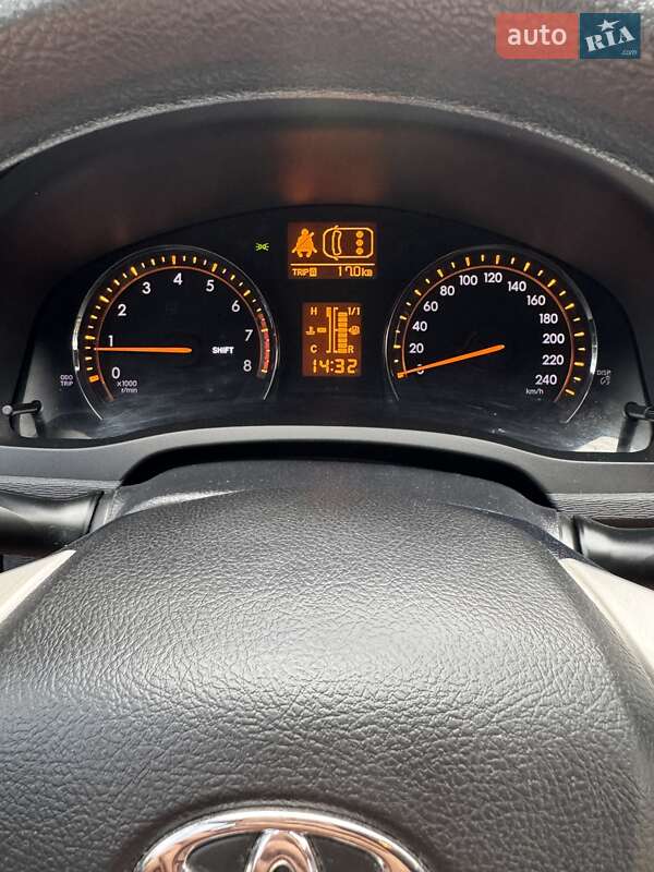 Седан Toyota Avensis 2009 в Рожище