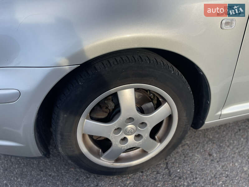 Универсал Toyota Avensis 2006 в Львове фото 12 Универсал Toyota Avensis 2006 в Львове