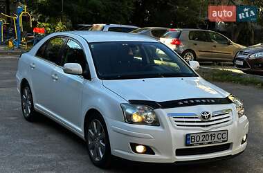 Ліфтбек Toyota Avensis 2008 в Вінниці