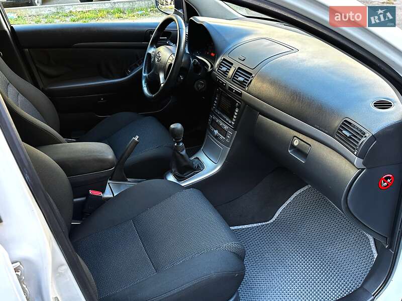 Лифтбек Toyota Avensis 2008 в Виннице фото 12 Лифтбек Toyota Avensis 2008 в Виннице