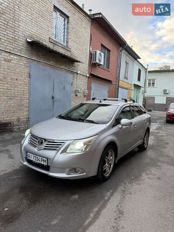 Toyota Avensis 2011 Toyota Avensis 2011