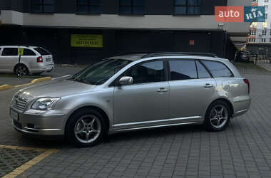 Універсал Toyota Avensis 2003 в Івано-Франківську
