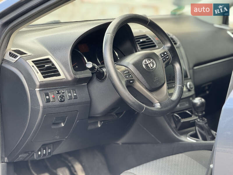 Универсал Toyota Avensis 2009 в Тернополе