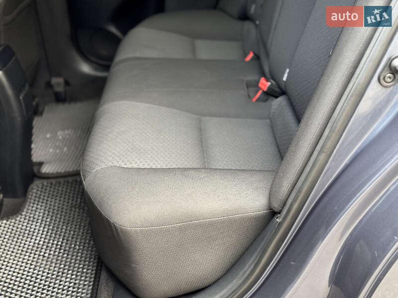 Универсал Toyota Avensis 2009 в Тернополе