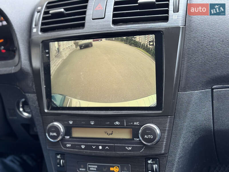 Универсал Toyota Avensis 2009 в Тернополе