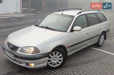 Универсал Toyota Avensis 2002 в Виннице