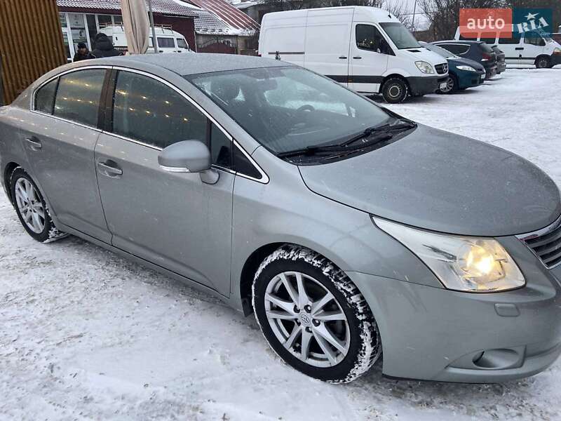 Toyota Avensis 2010 Toyota Avensis 2010