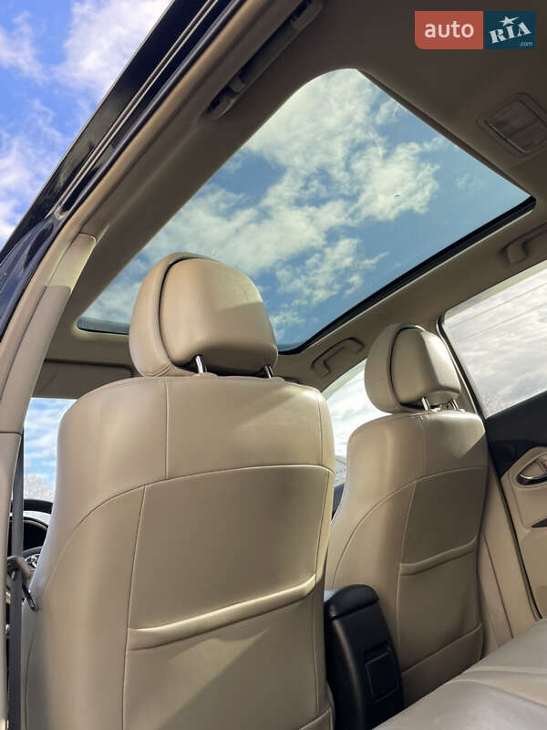 Універсал Toyota Avensis 2009 в Гореничах