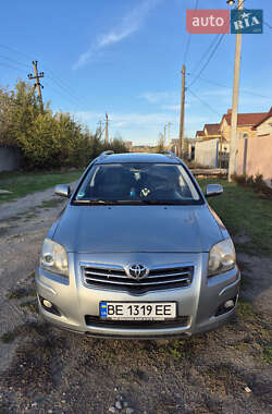 Універсал Toyota Avensis 2007 в Миколаєві