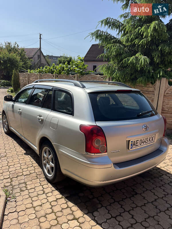 Универсал Toyota Avensis 2008 в Кривом Роге