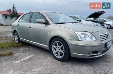 Лифтбек Toyota Avensis 2005 в Виннице
