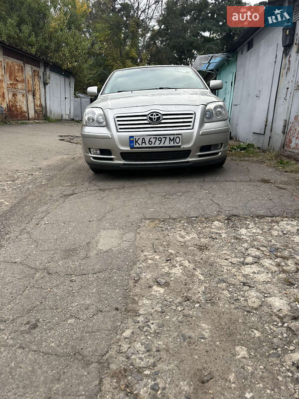 Toyota Avensis 2004 Toyota Avensis 2004