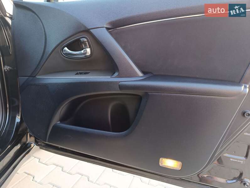 Универсал Toyota Avensis 2010 в Радивилове фото 31 Универсал Toyota Avensis 2010 в Радивилове