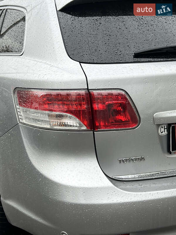 Универсал Toyota Avensis 2009 в Одессе