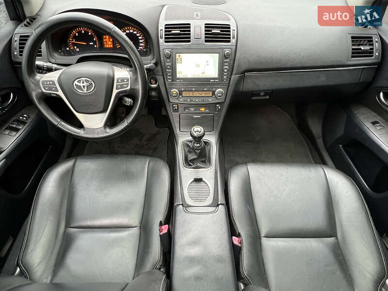 Универсал Toyota Avensis 2009 в Одессе