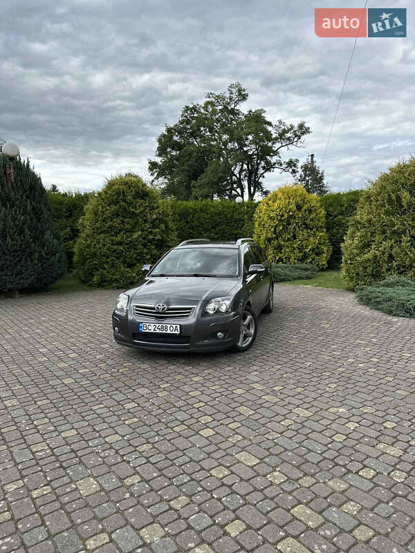 Универсал Toyota Avensis 2008 в Львове
