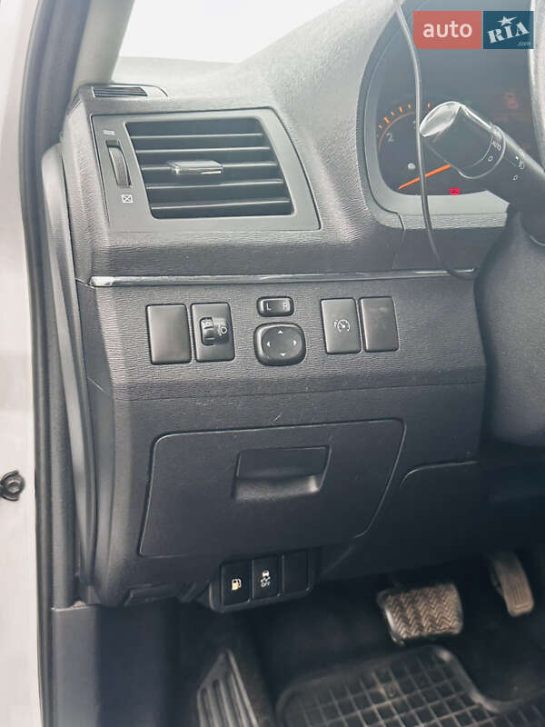 Универсал Toyota Avensis 2009 в Белгороде-Днестровском