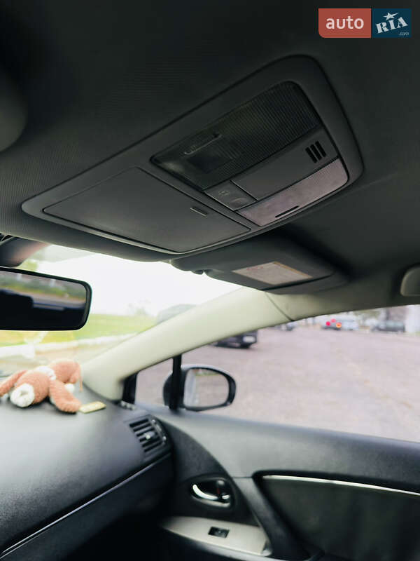 Универсал Toyota Avensis 2009 в Белгороде-Днестровском