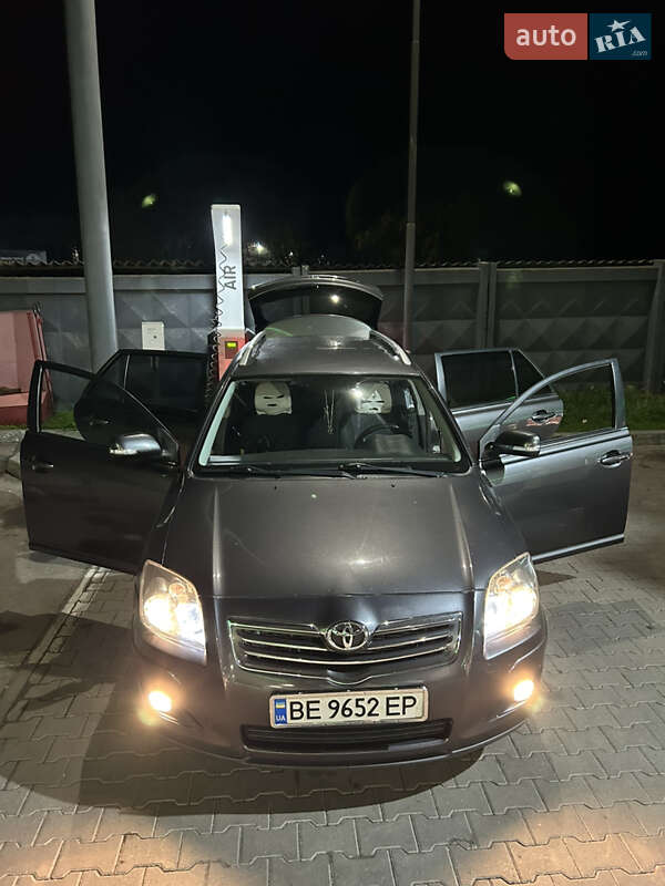 Универсал Toyota Avensis 2008 в Одессе