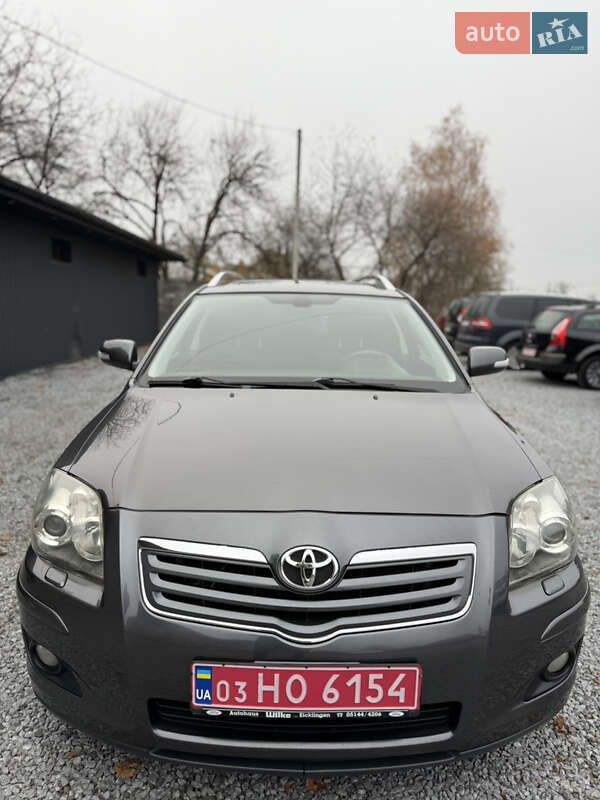 Универсал Toyota Avensis 2007 в Луцке
