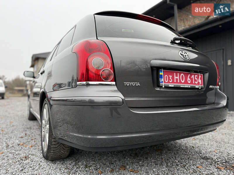 Универсал Toyota Avensis 2007 в Луцке