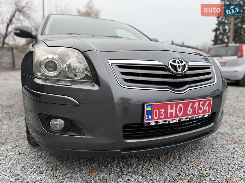 Универсал Toyota Avensis 2007 в Луцке