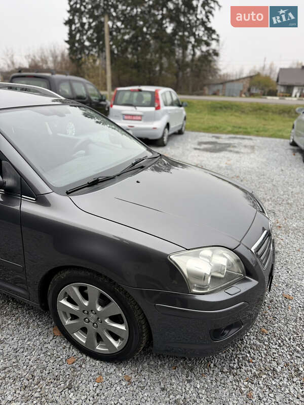 Универсал Toyota Avensis 2007 в Луцке