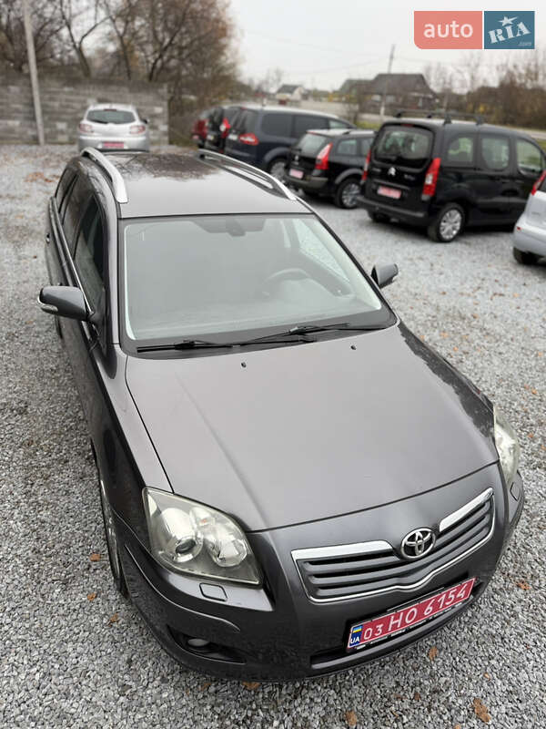 Универсал Toyota Avensis 2007 в Луцке