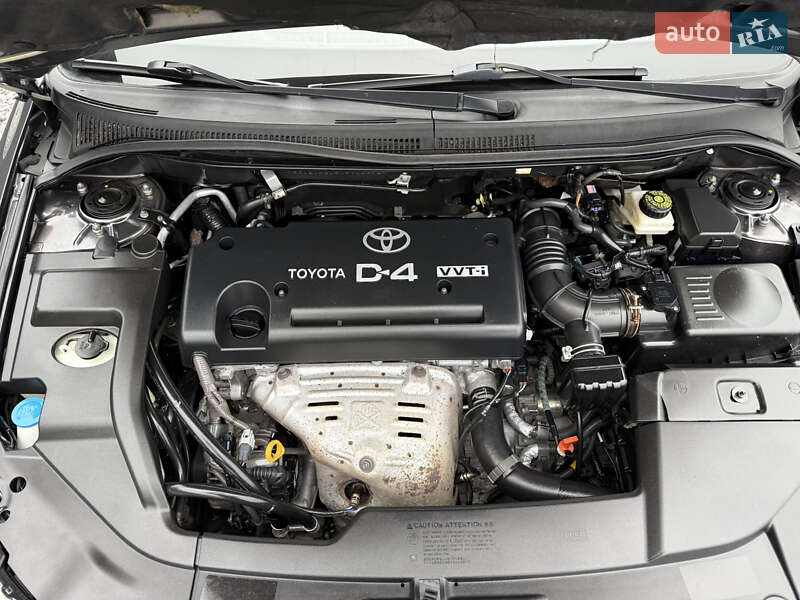 Универсал Toyota Avensis 2007 в Луцке