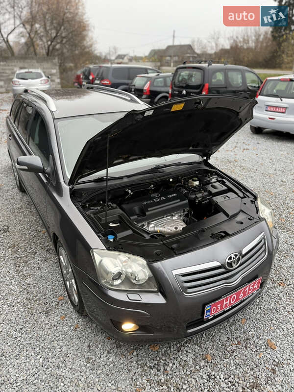 Универсал Toyota Avensis 2007 в Луцке