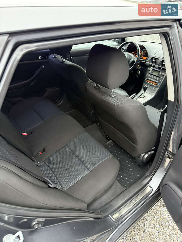 Универсал Toyota Avensis 2007 в Луцке